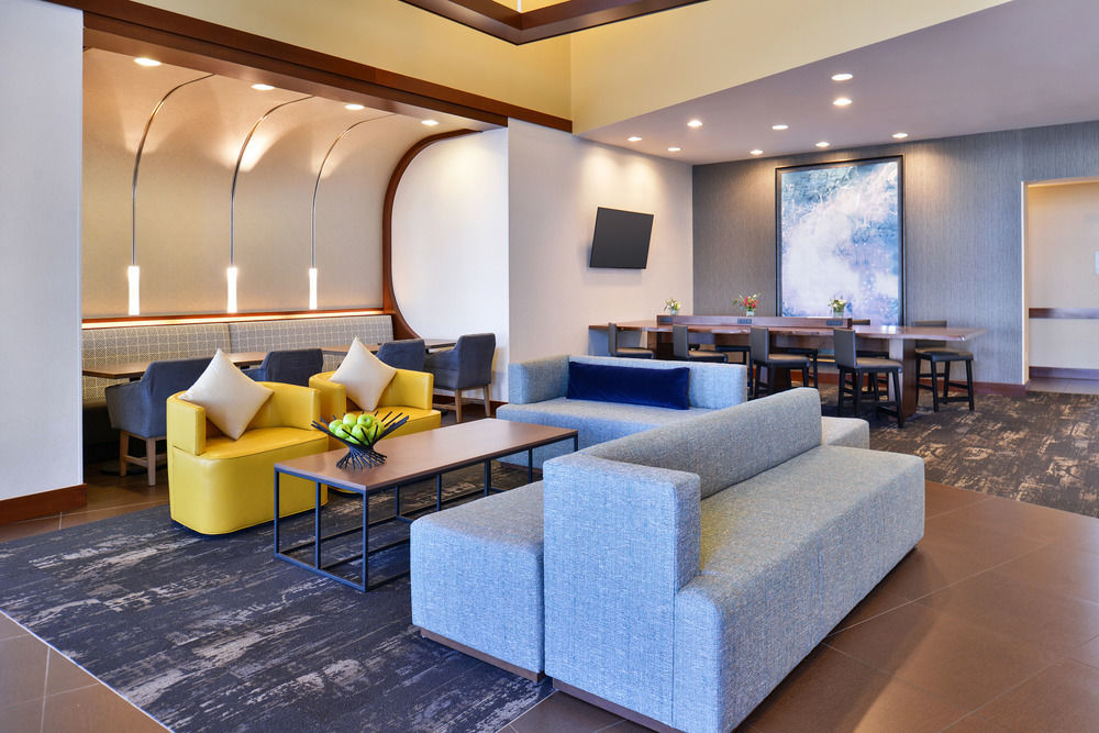 Hyatt Place Garden City Exterior photo